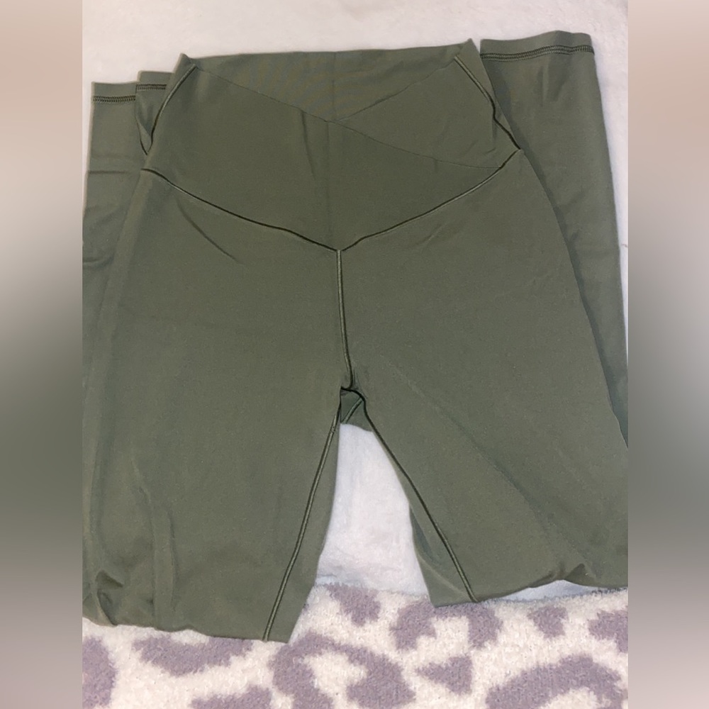 Arie cross over leggings